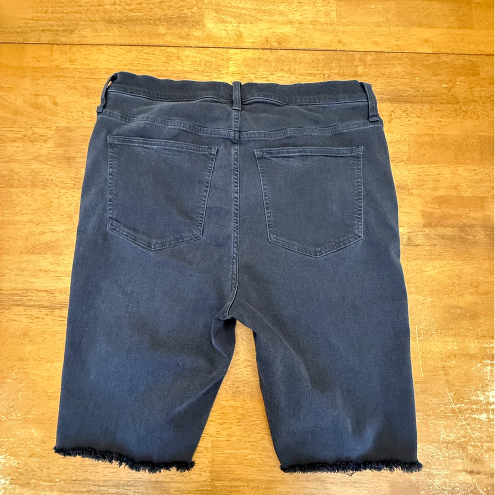 Madewell Roadtripper Biker Shorts 33 - Picture 9 of 9